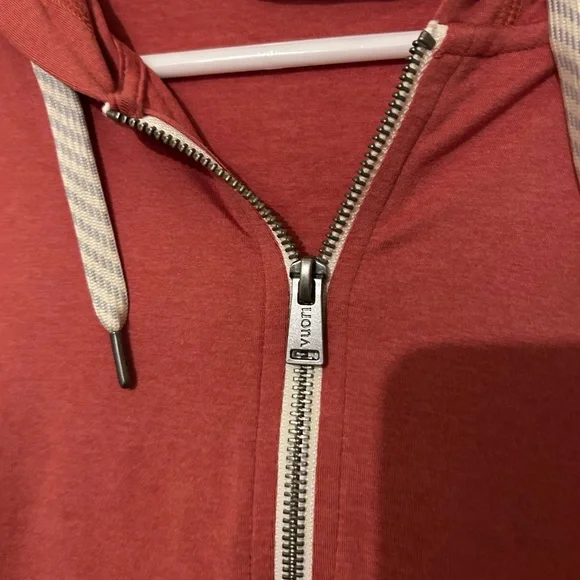 NWOT Vuori Perfomance Hoodie in Orange - Picture 7 of 8